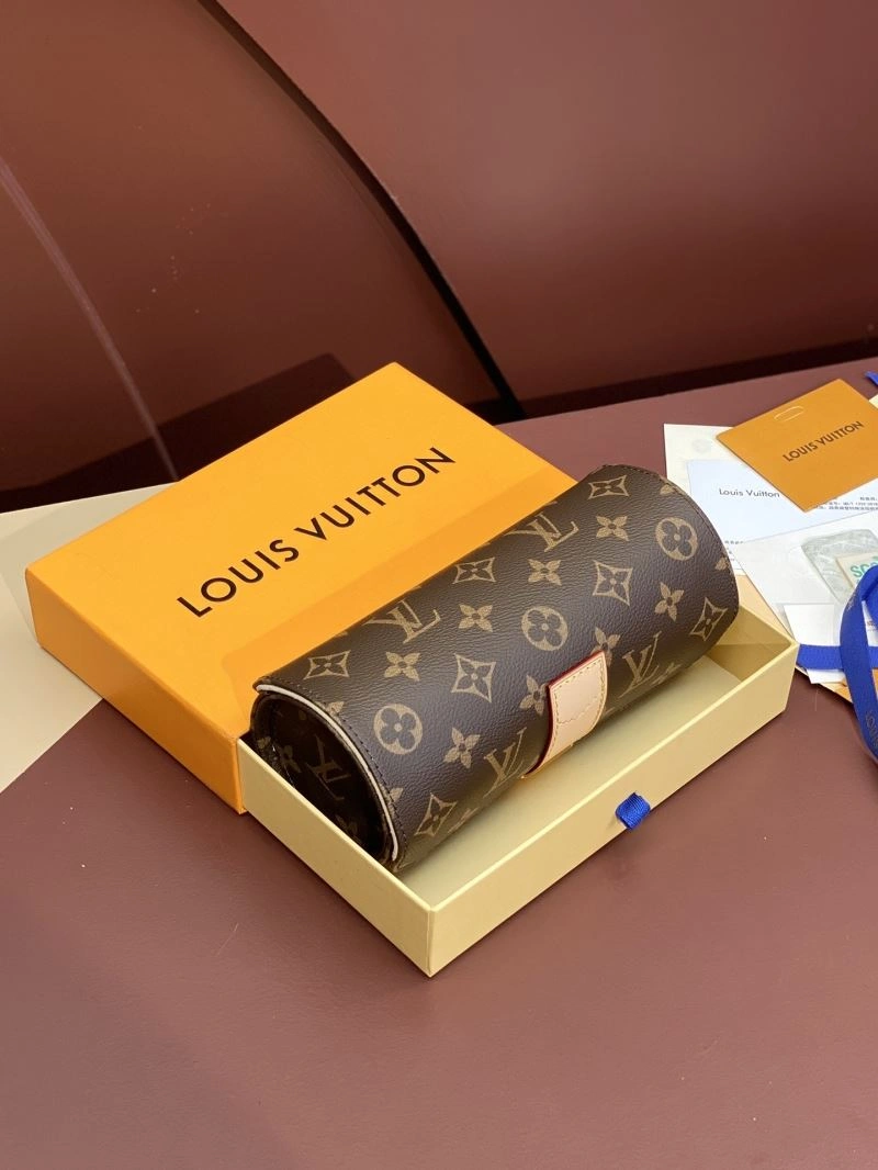 Louis Vuitton Wallets Purse Cozy 69231