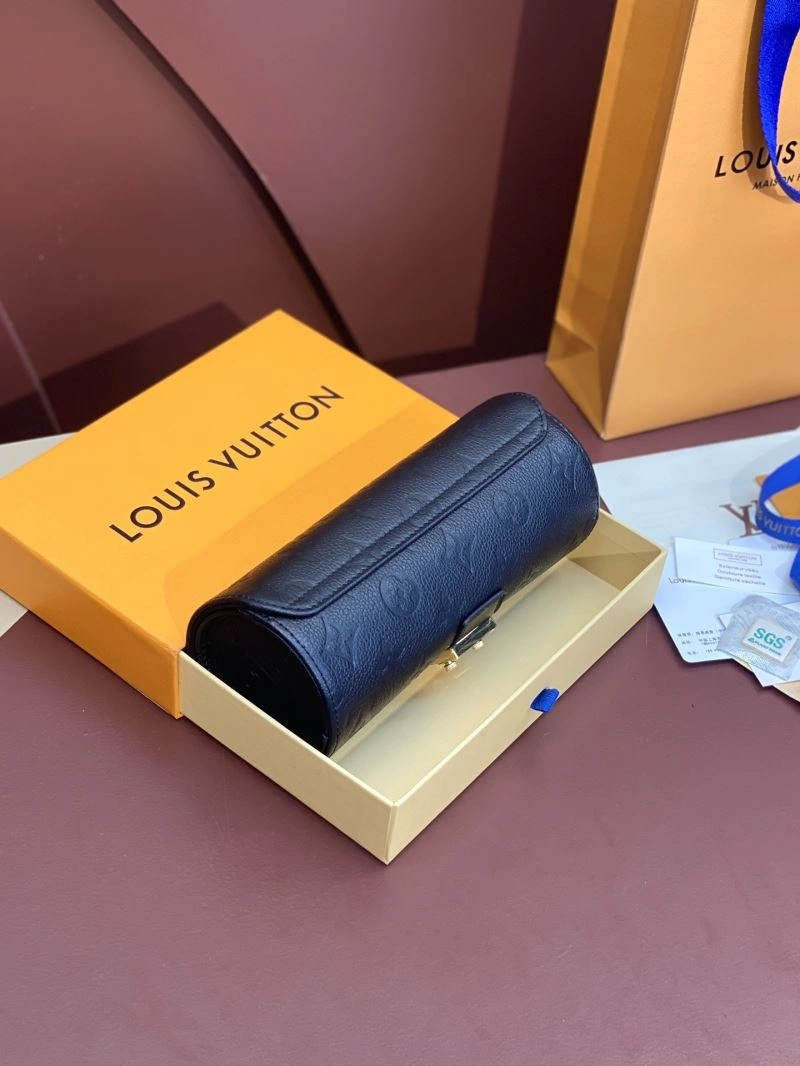 Louis Vuitton Wallets Purse Resilient 69221