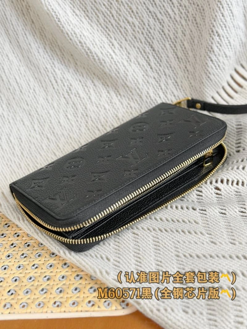 Sporty Louis Vuitton Wallets Purse 69146