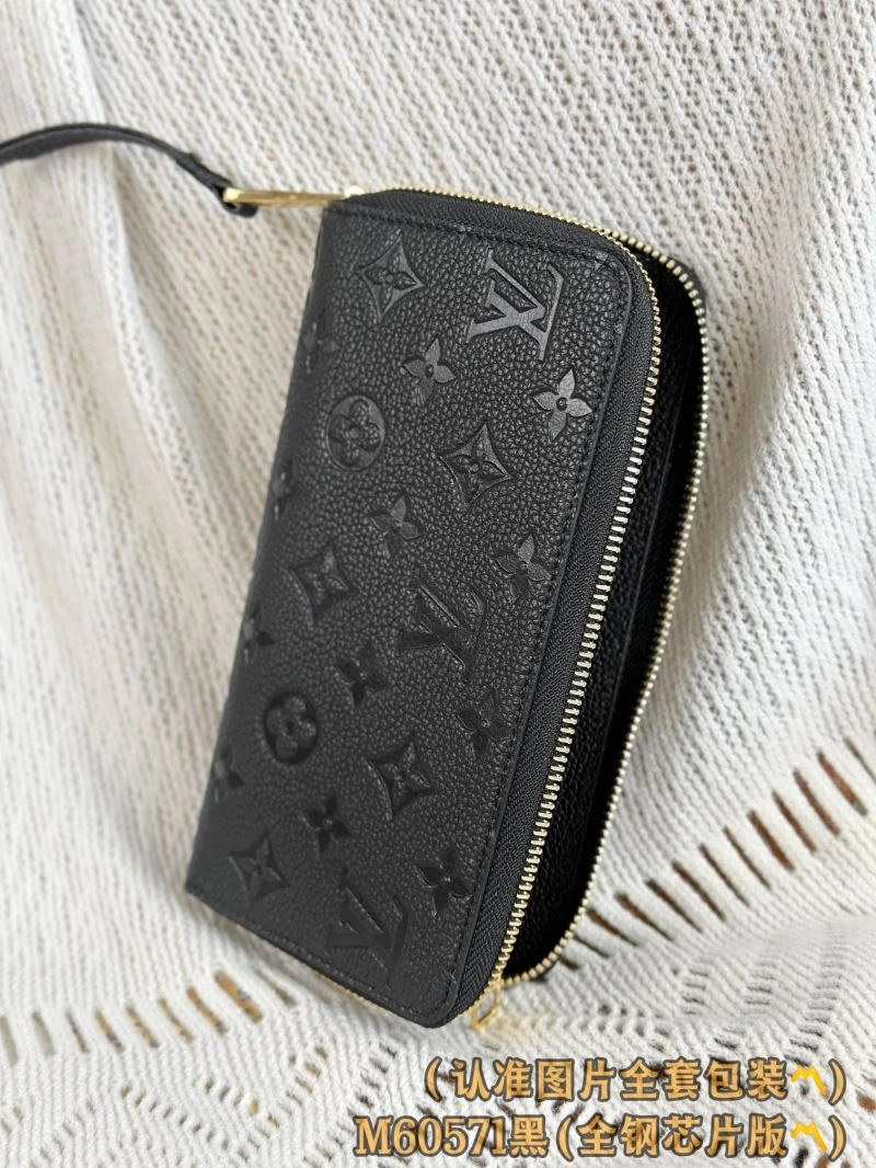 Sporty Louis Vuitton Wallets Purse 69146