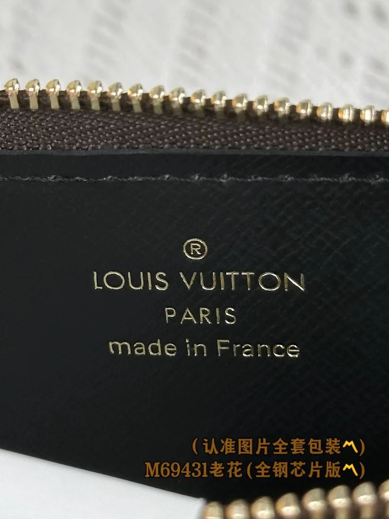 StreetReady Louis Vuitton Wallets Purse 37687