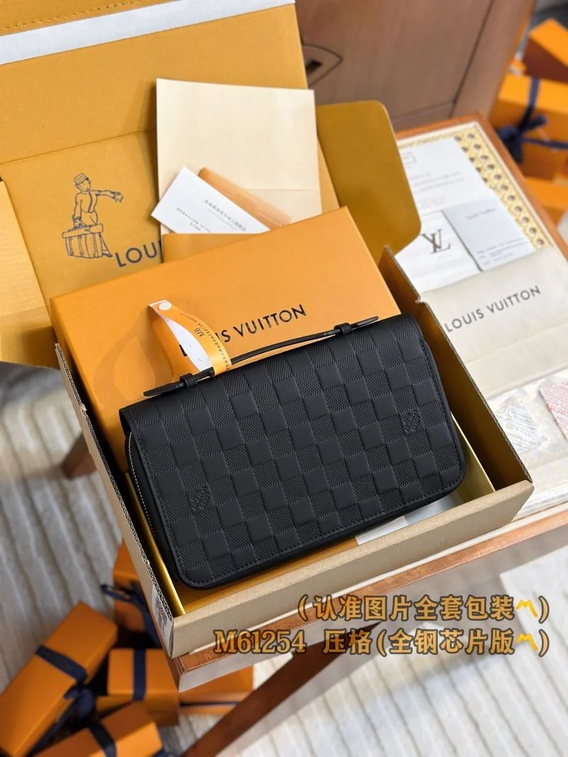 Breathable Louis Vuitton Wallets Purse 37686