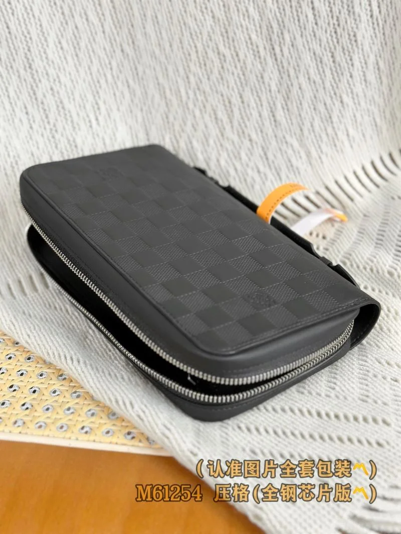 Breathable Louis Vuitton Wallets Purse 37686