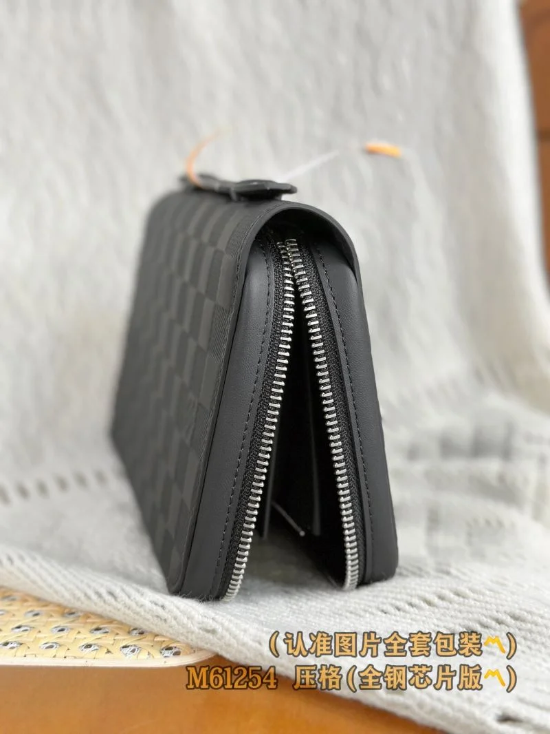 Breathable Louis Vuitton Wallets Purse 37686