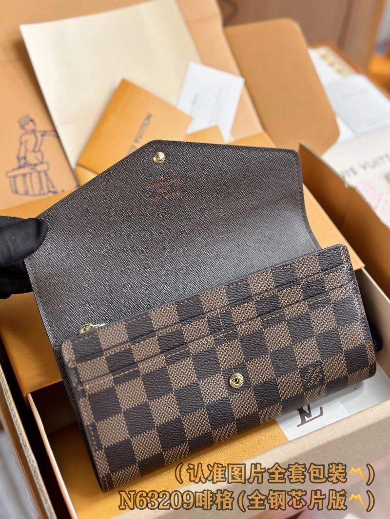 Sporty Louis Vuitton Wallets Purse 57290