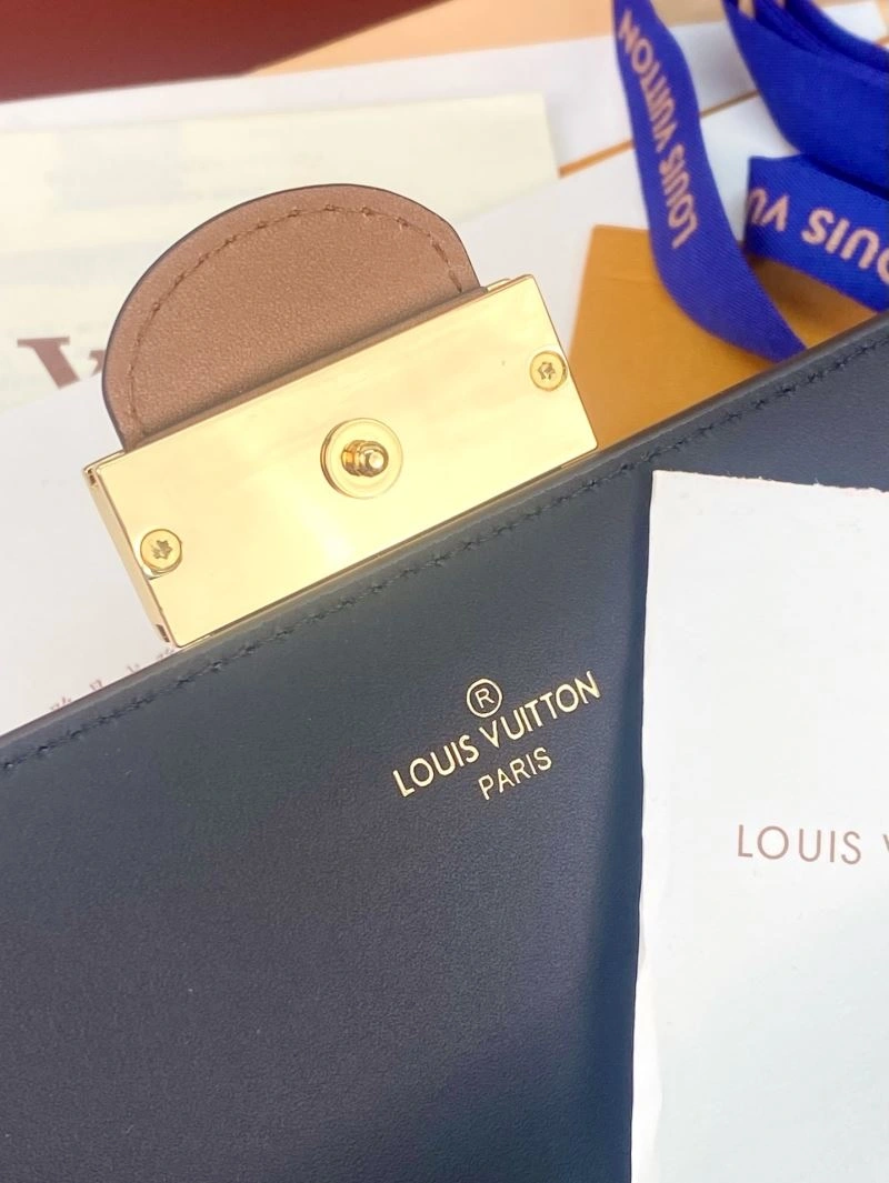Louis Vuitton Wallets Purse Resilient 57301