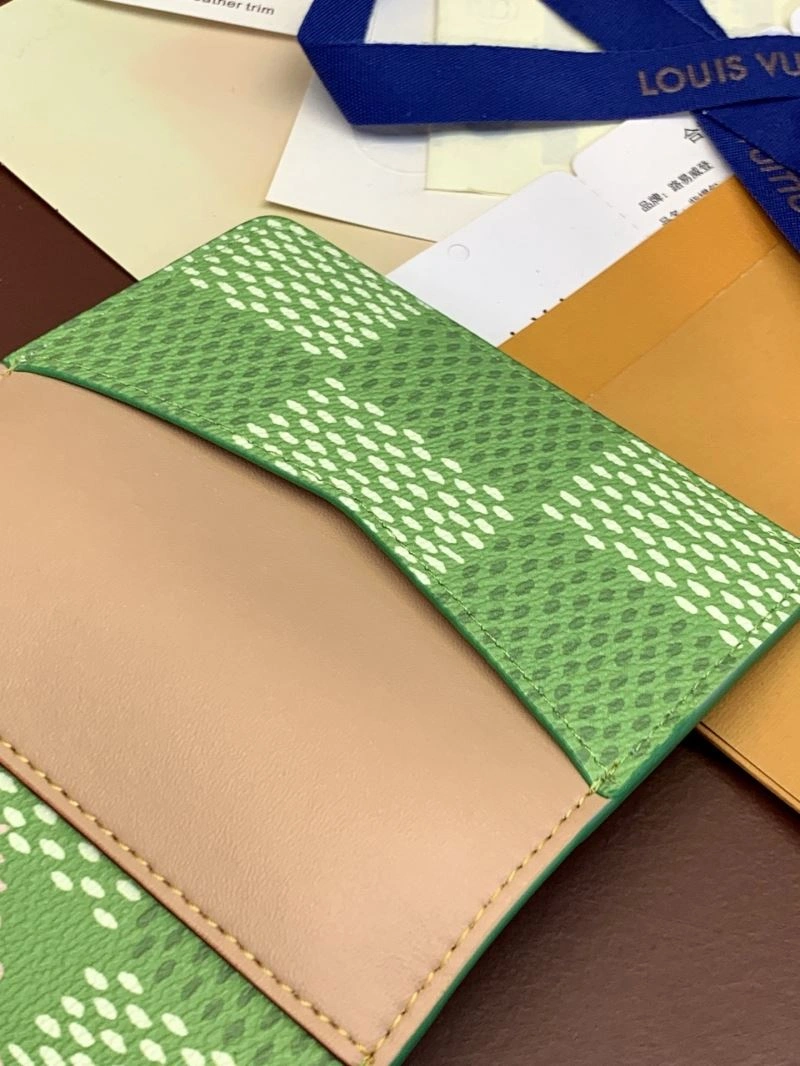 Louis Vuitton Wallets Purse Snug 68524