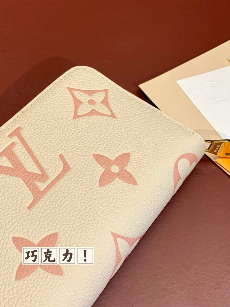 Breathable Louis Vuitton Wallets Purse 68402
