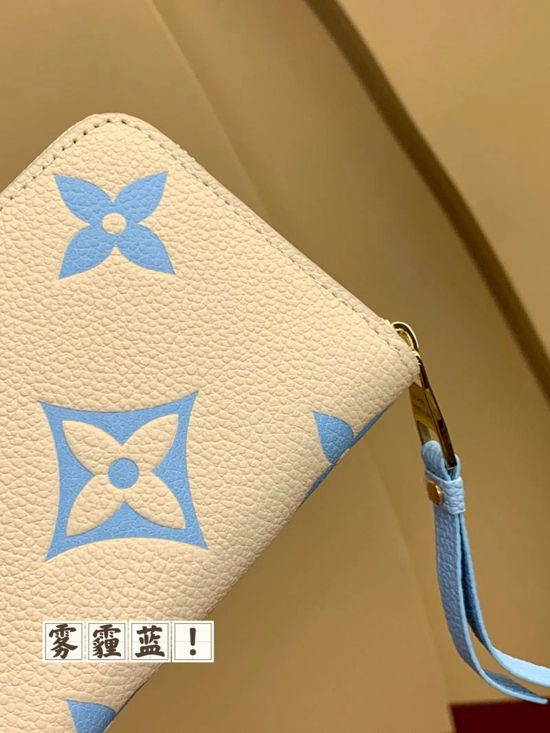 Resilient Louis Vuitton Wallets Purse 68398