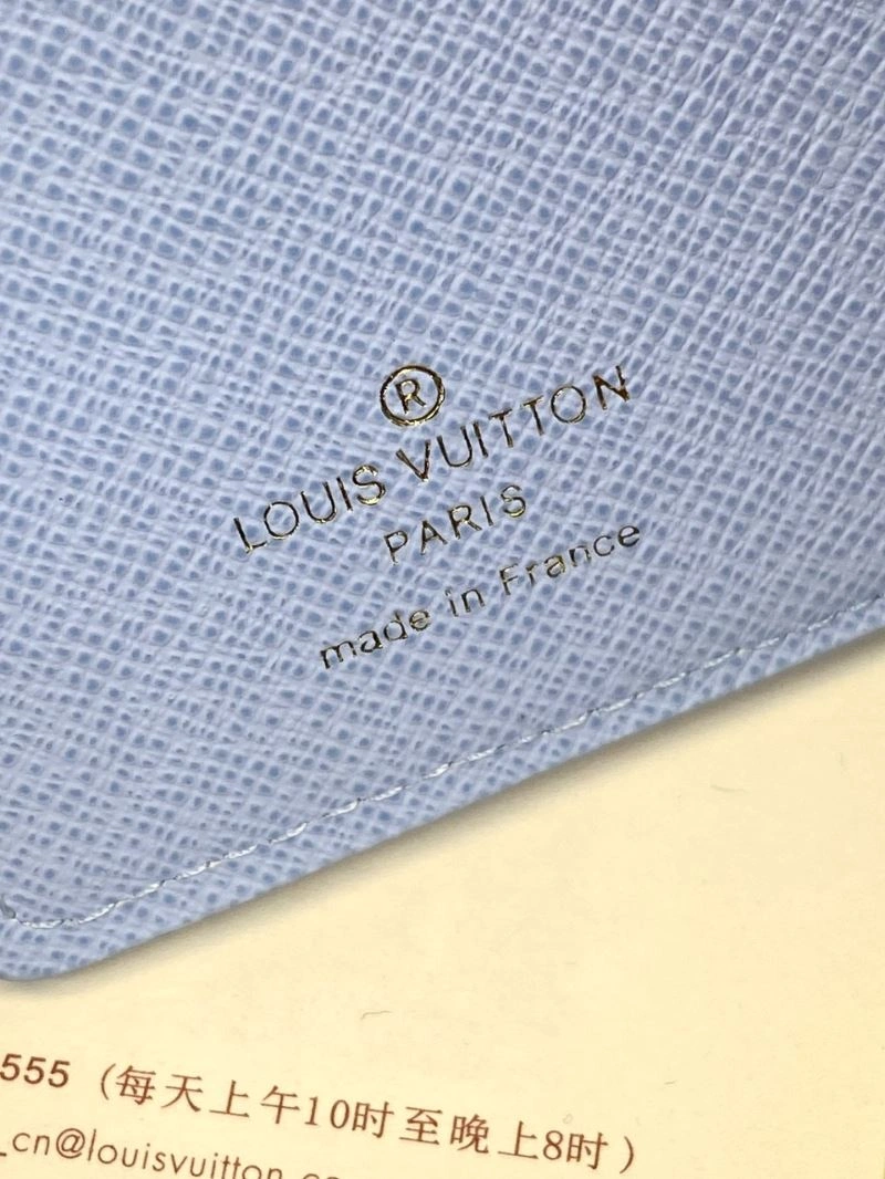 Snug Louis Vuitton Wallets Purse 68327