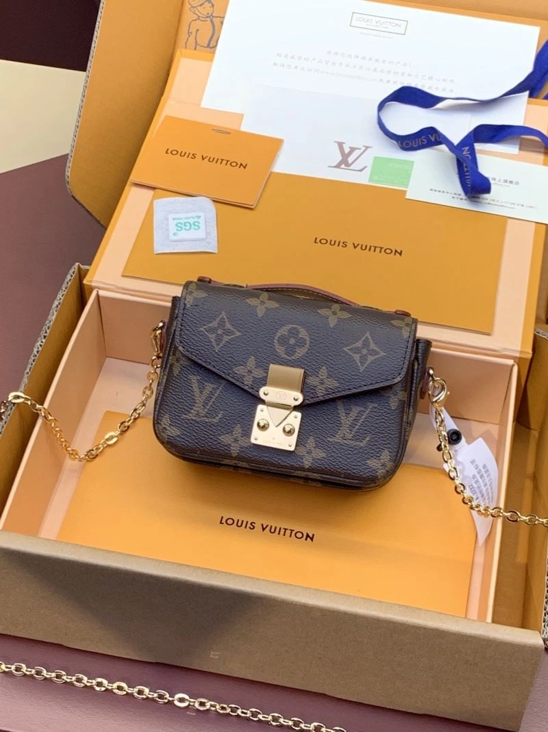 Louis Vuitton Wallets Purse Refined 68309
