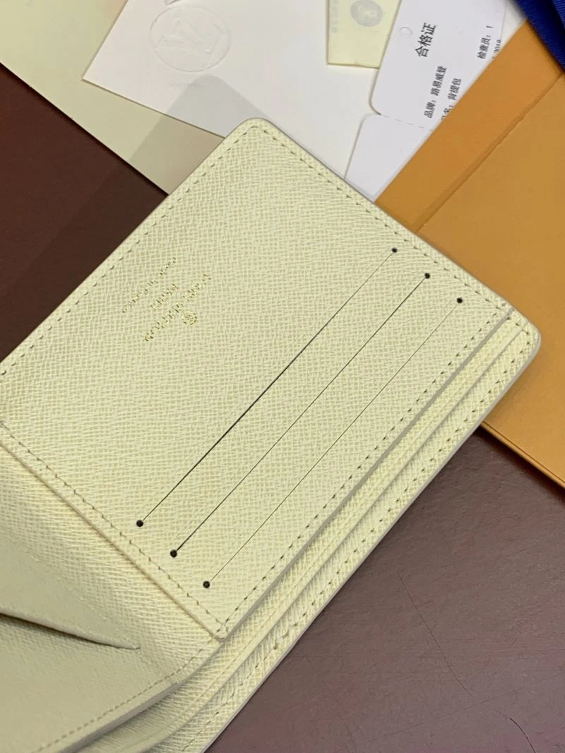 Louis Vuitton Wallets Purse Resilient 68239