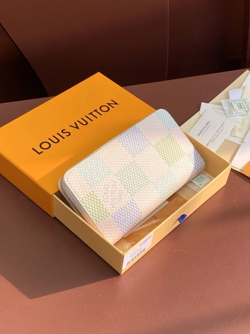 Practical Louis Vuitton Wallets Purse 68165