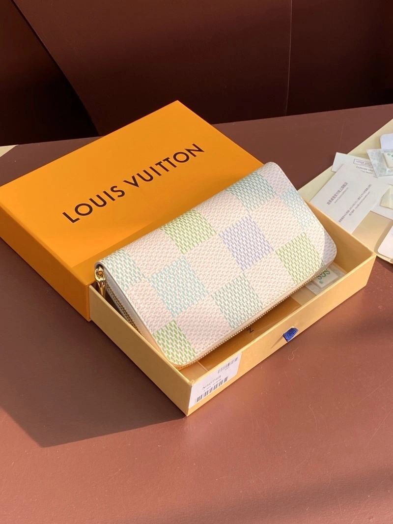 Practical Louis Vuitton Wallets Purse 68165