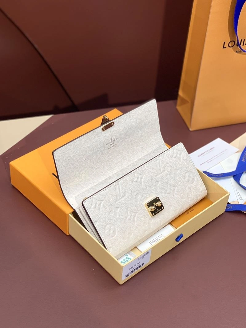 Seasonal Louis Vuitton Wallets Purse 65745