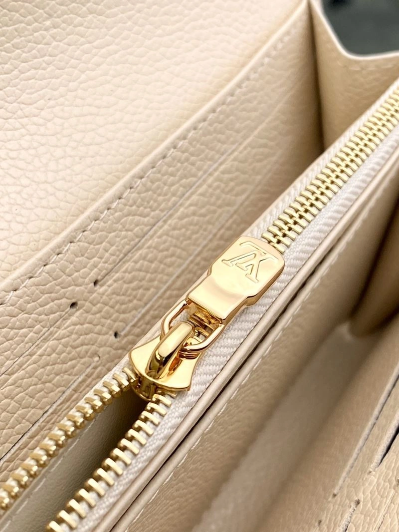 Seasonal Louis Vuitton Wallets Purse 65745
