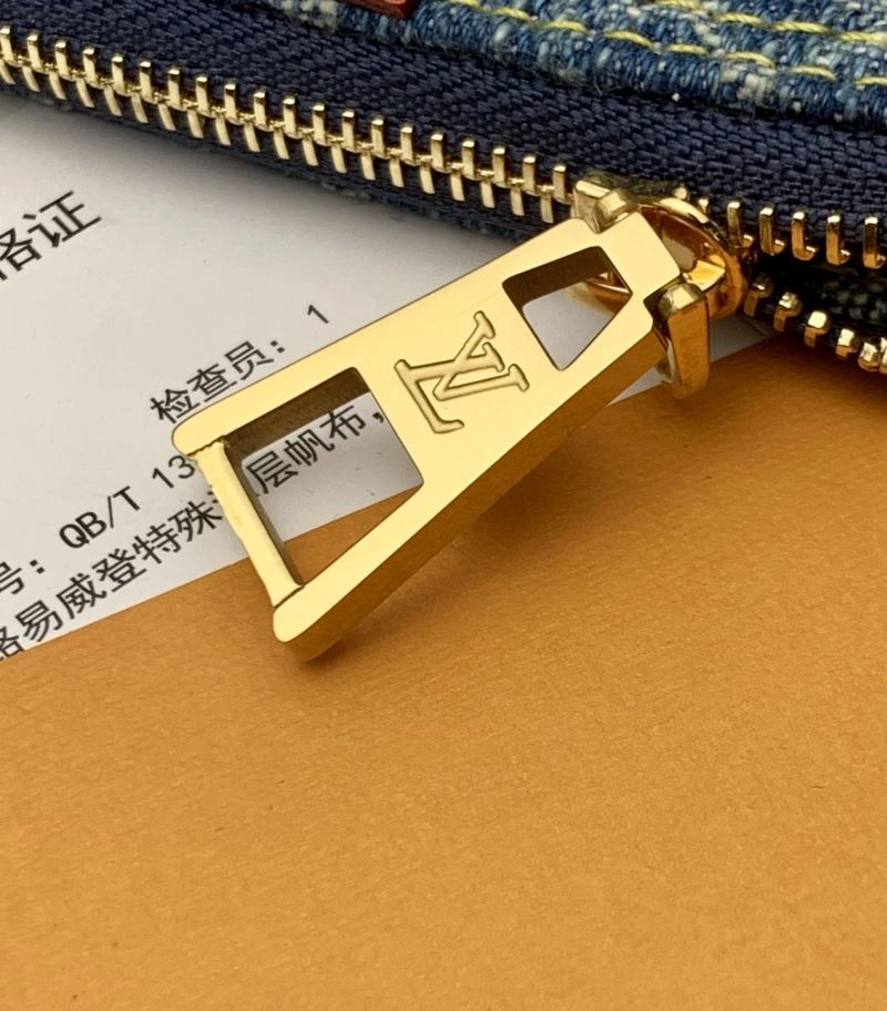 Louis Vuitton Wallets Purse FashionForward 65776