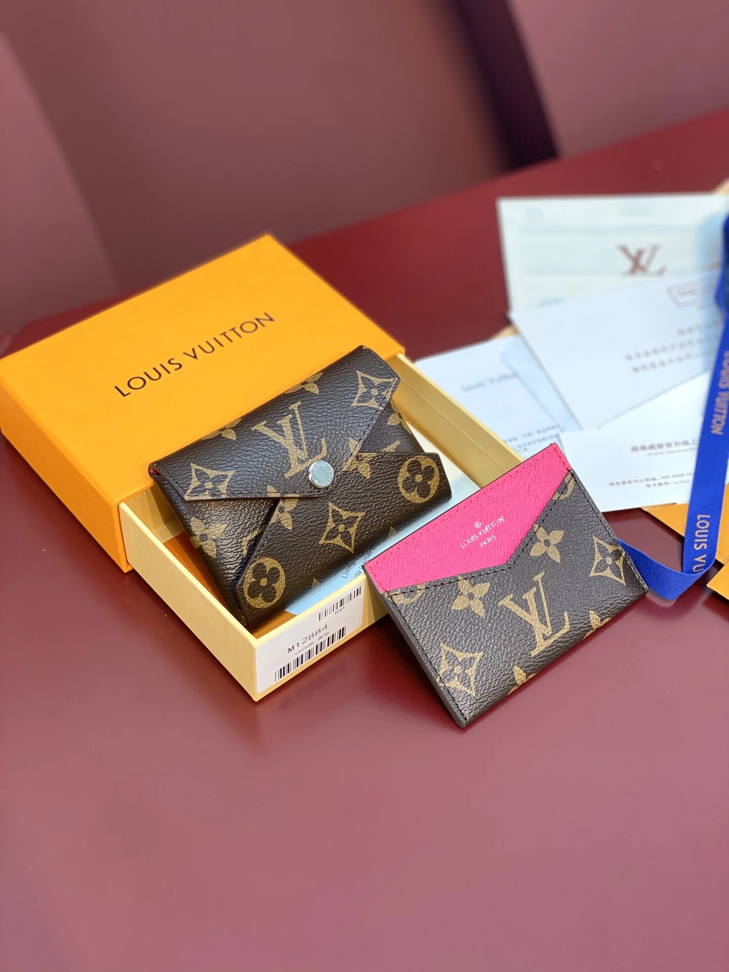 Versatile Louis Vuitton Wallets Purse 56197