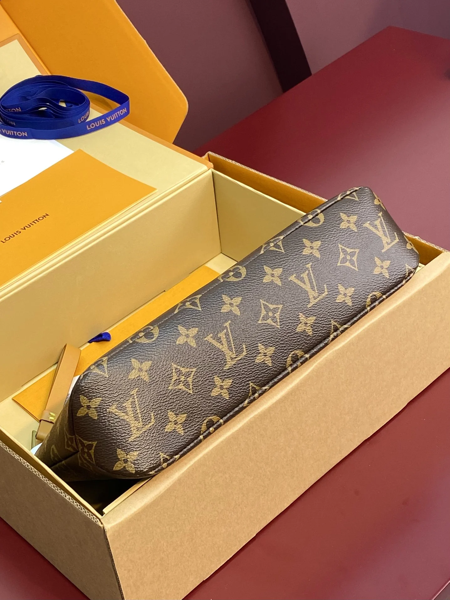 ZipUp Louis Vuitton Wallets Purse 56194