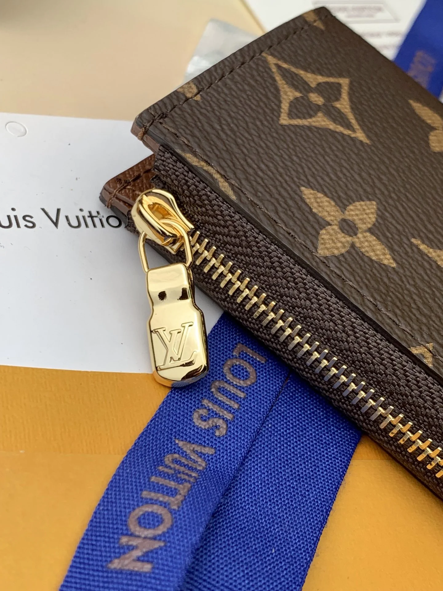 Resilient Louis Vuitton Wallets Purse 56174
