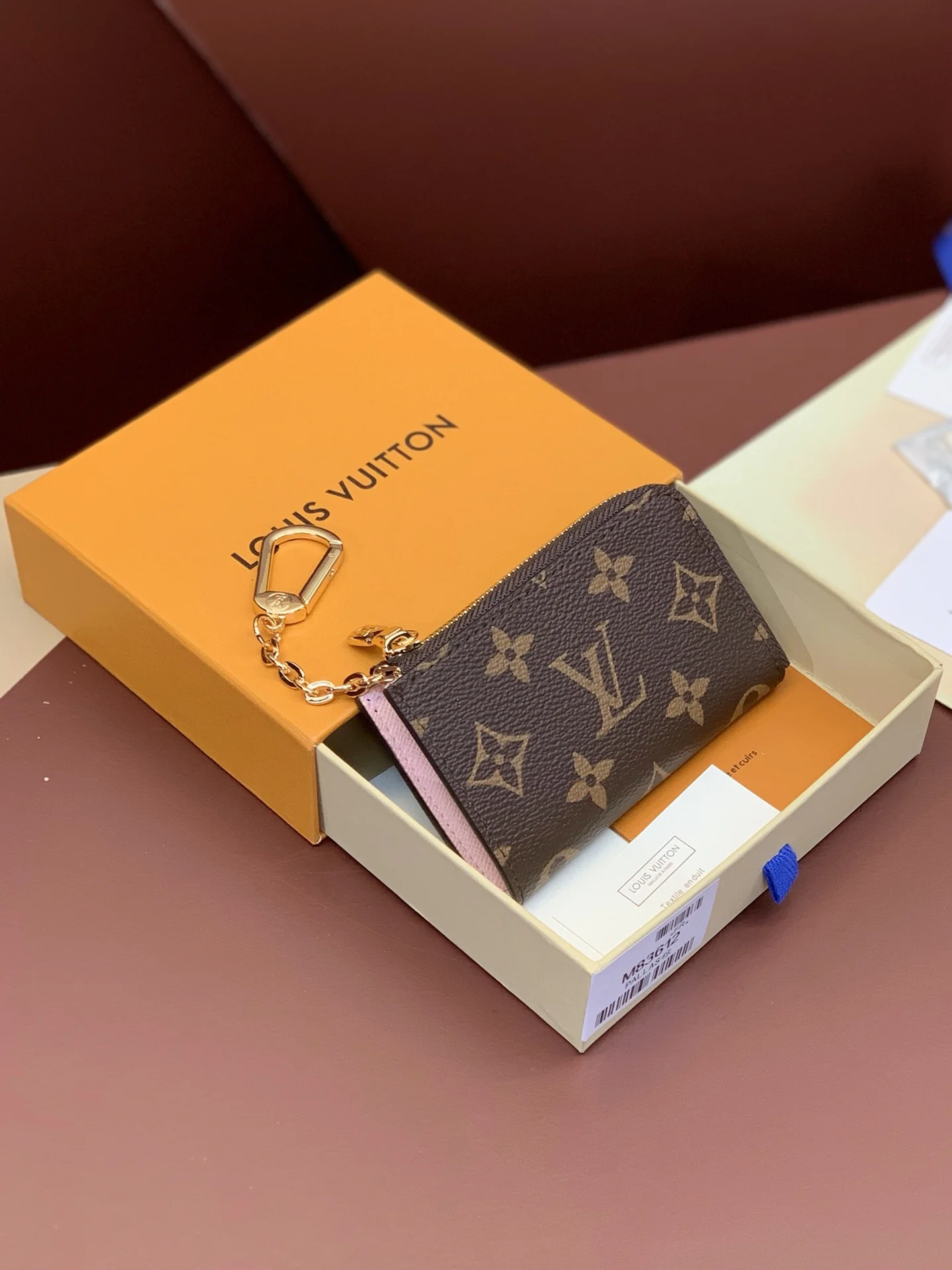Resilient Louis Vuitton Wallets Purse 56185