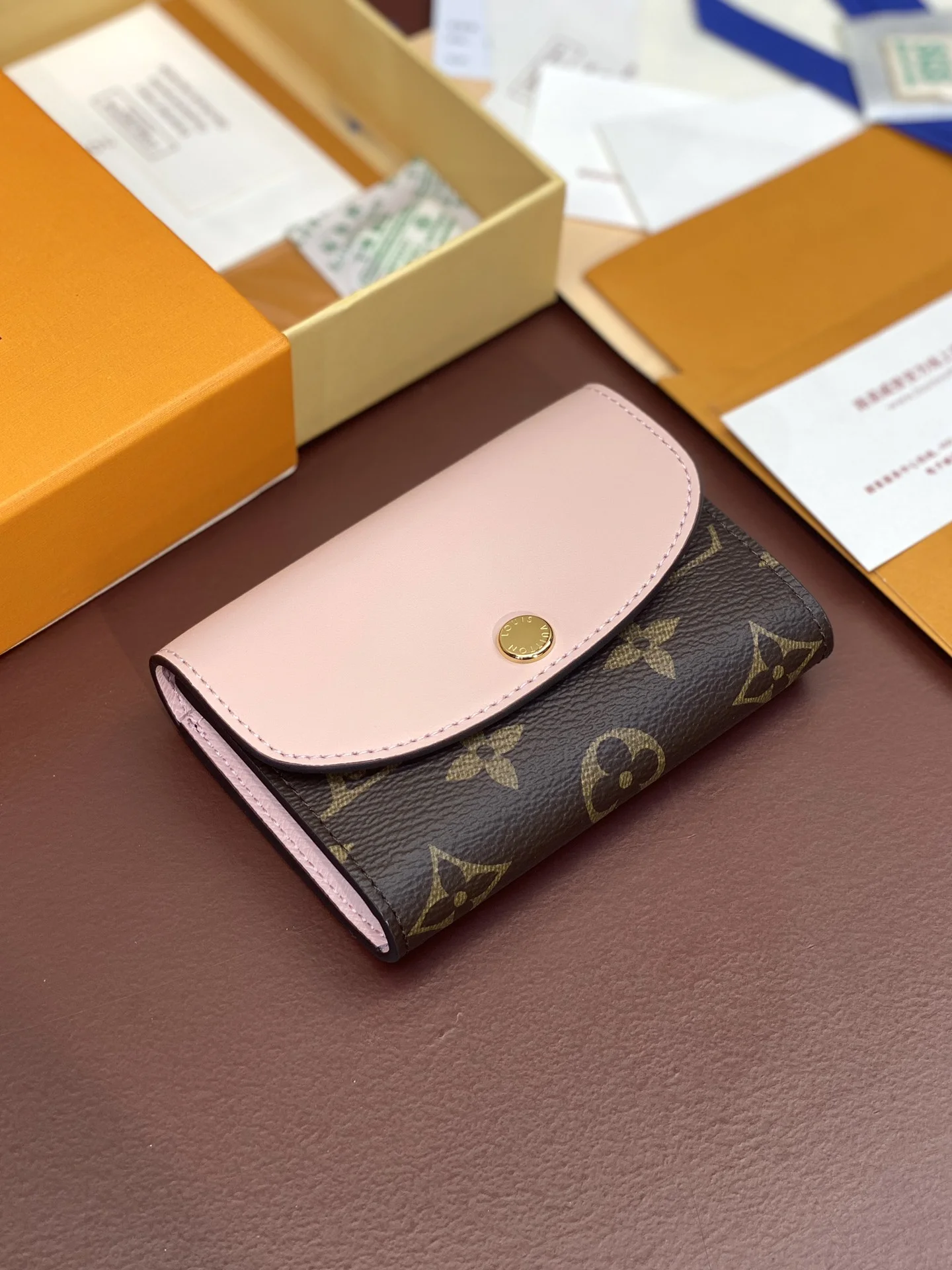 RelaxedFit Louis Vuitton Wallets Purse 56178
