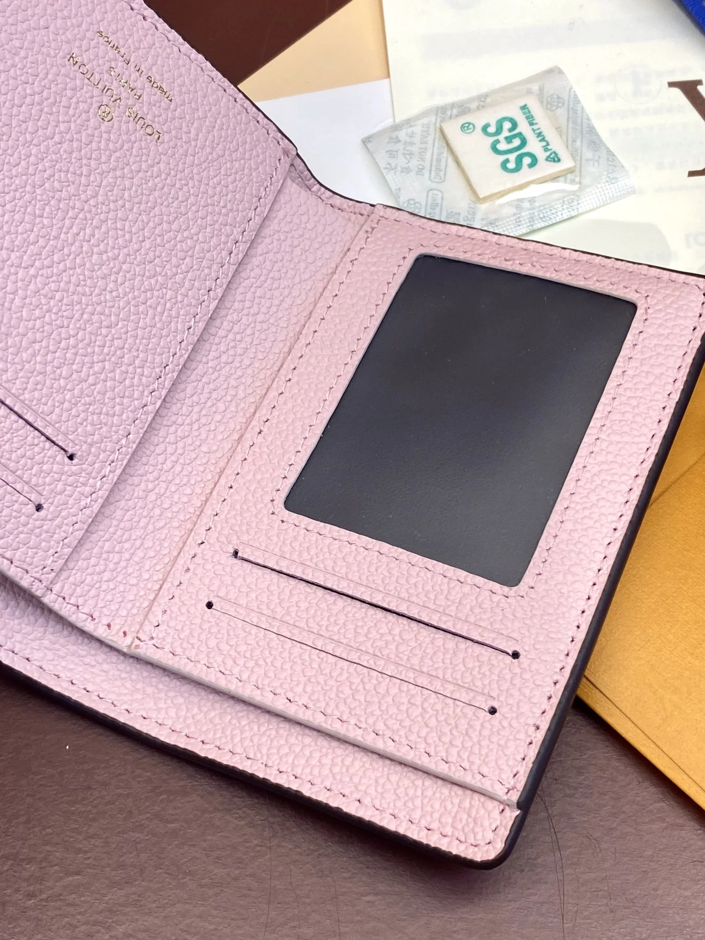EasyMatch Louis Vuitton Wallets Purse 56182