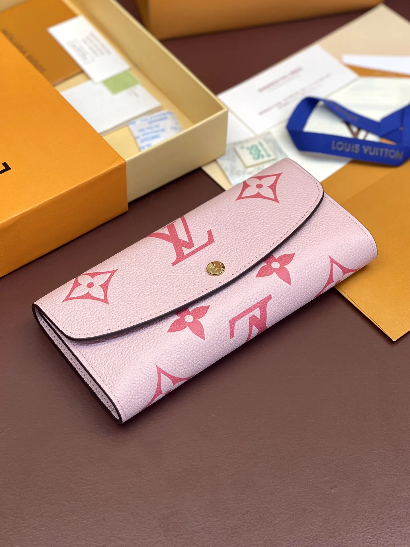 SunProtective Louis Vuitton Wallets Purse 56180