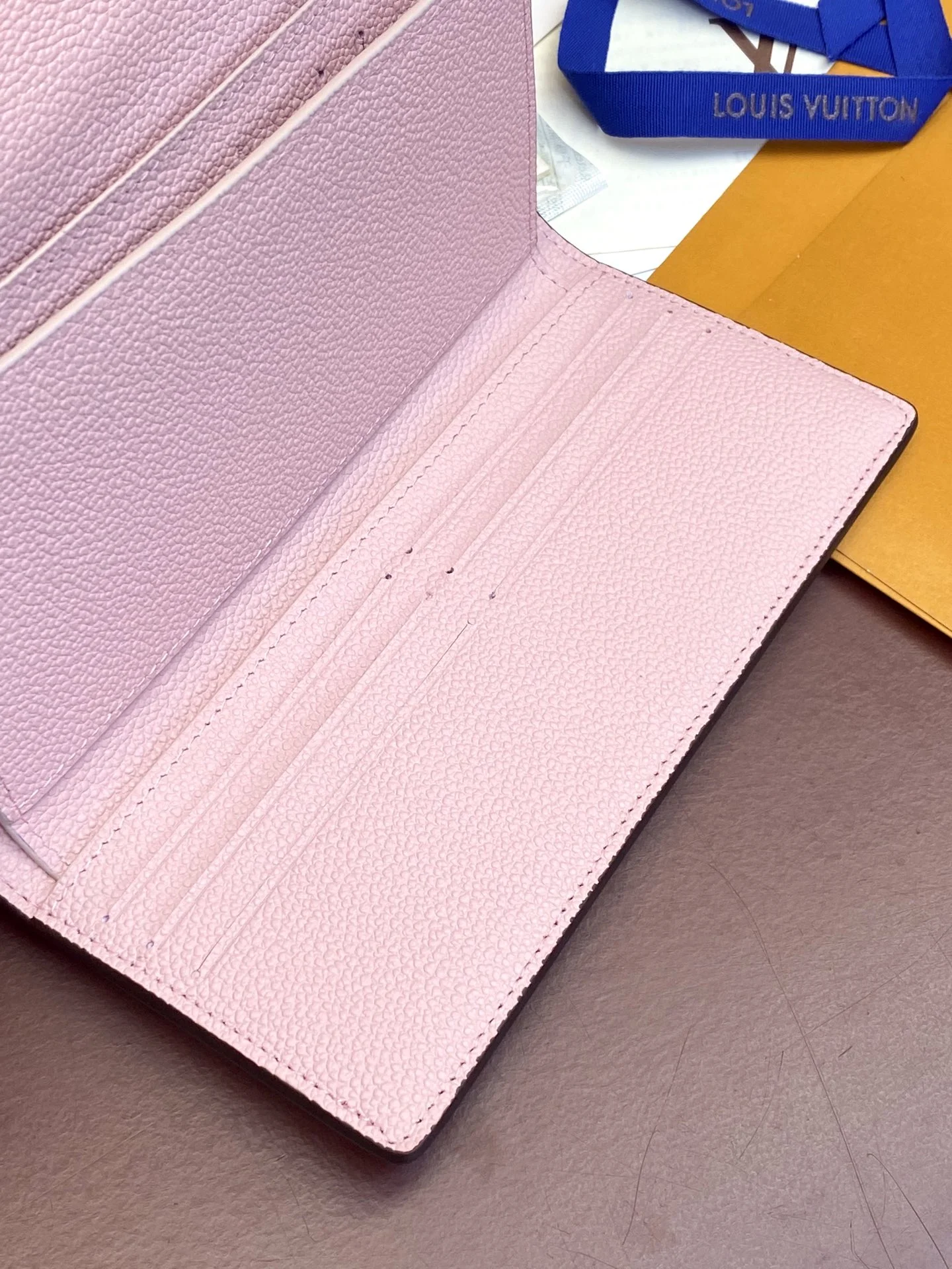 SunProtective Louis Vuitton Wallets Purse 56180