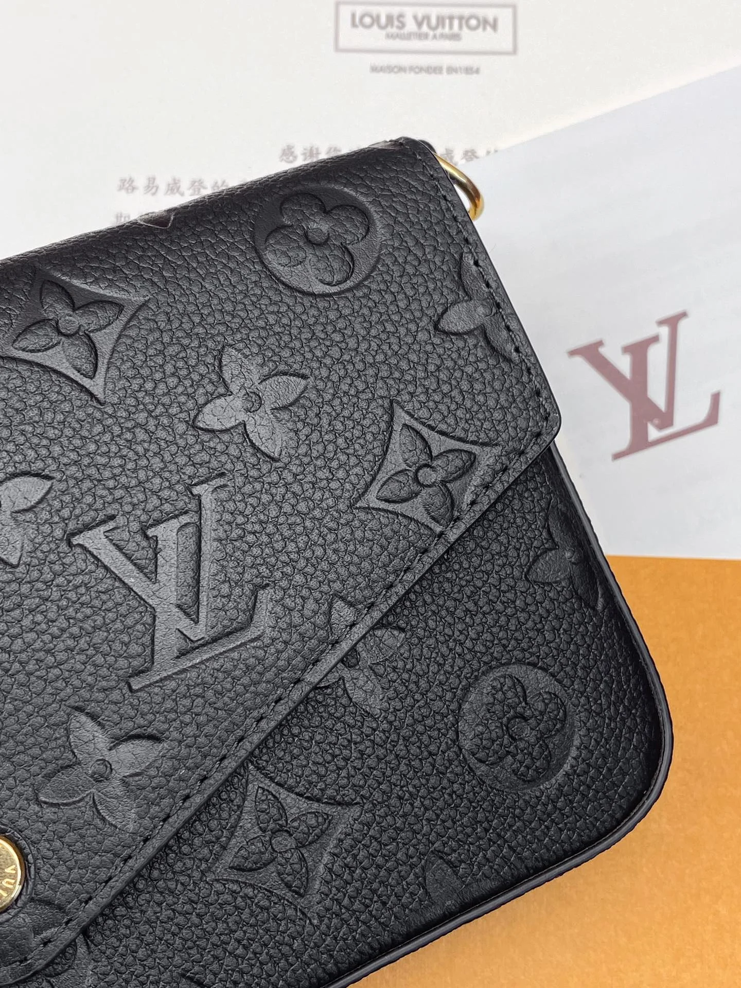 Louis Vuitton Wallets Purse ModernLook 56205