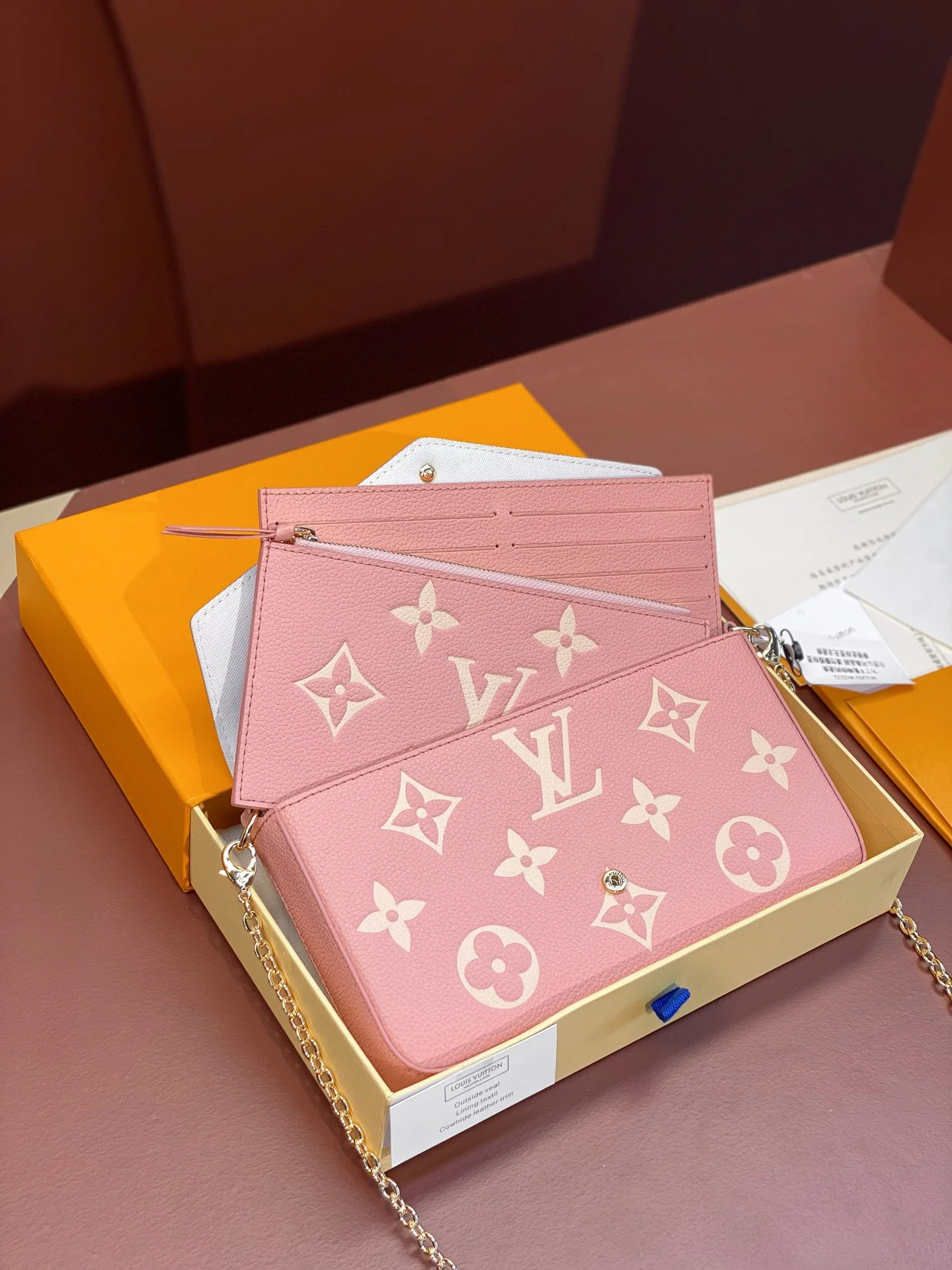 Bold Louis Vuitton Wallets Purse 56230