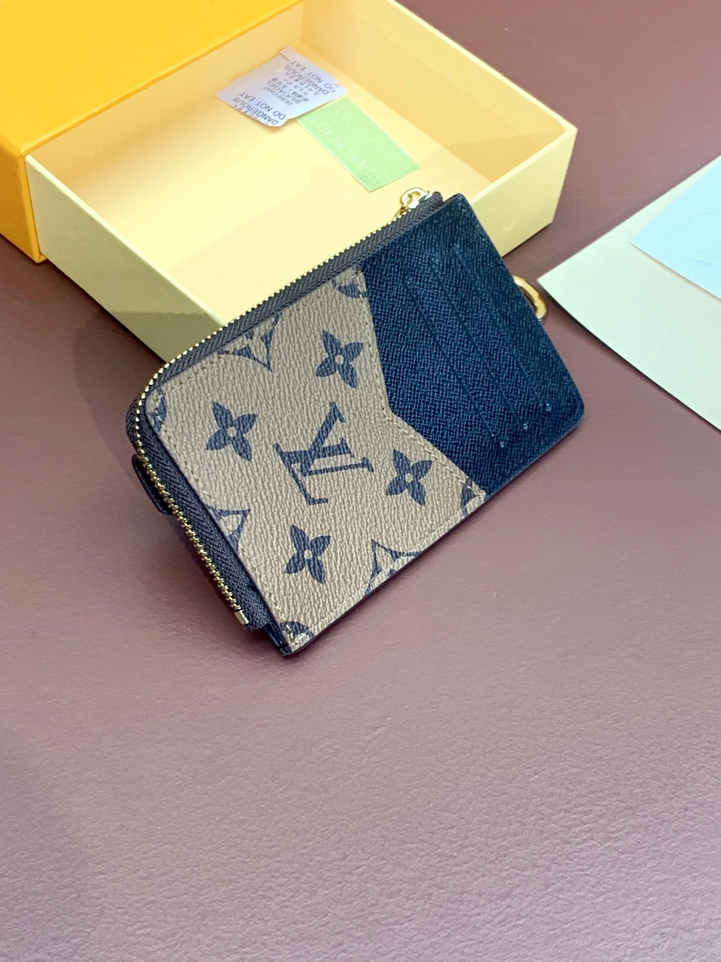 OdorResistant Louis Vuitton Wallets Purse 56150