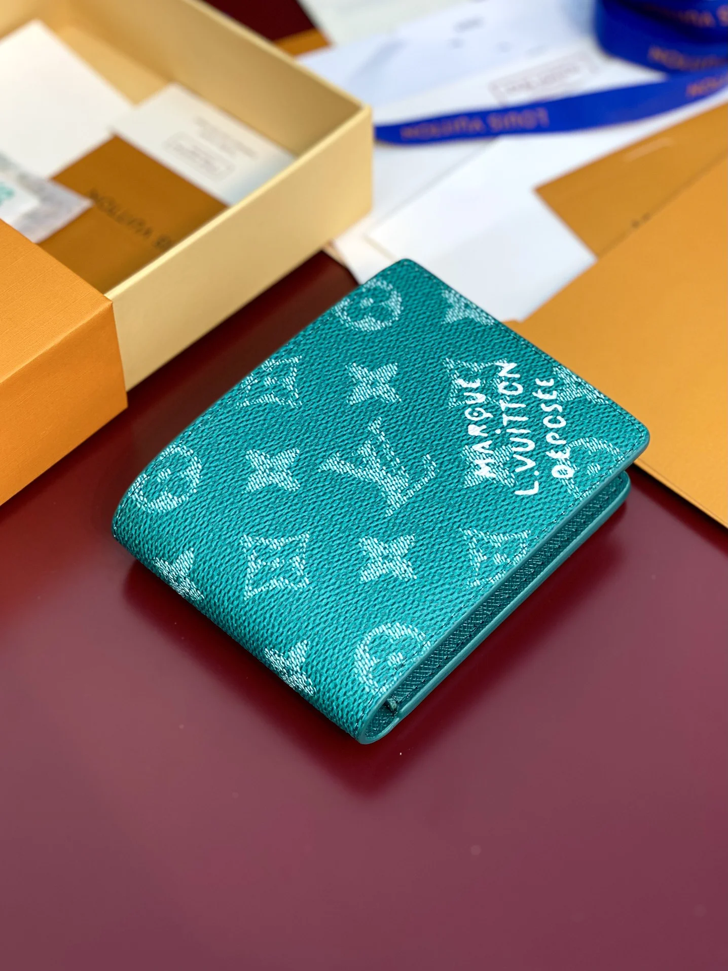 Louis Vuitton Wallets Purse Vibrant 56140