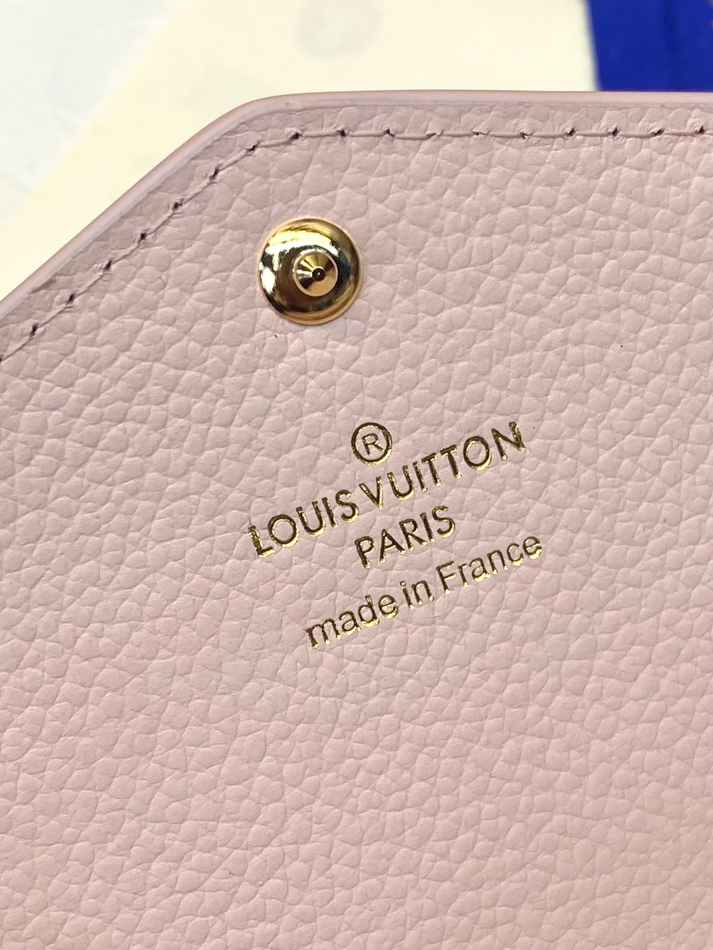 Sporty Louis Vuitton Wallets Purse 56121