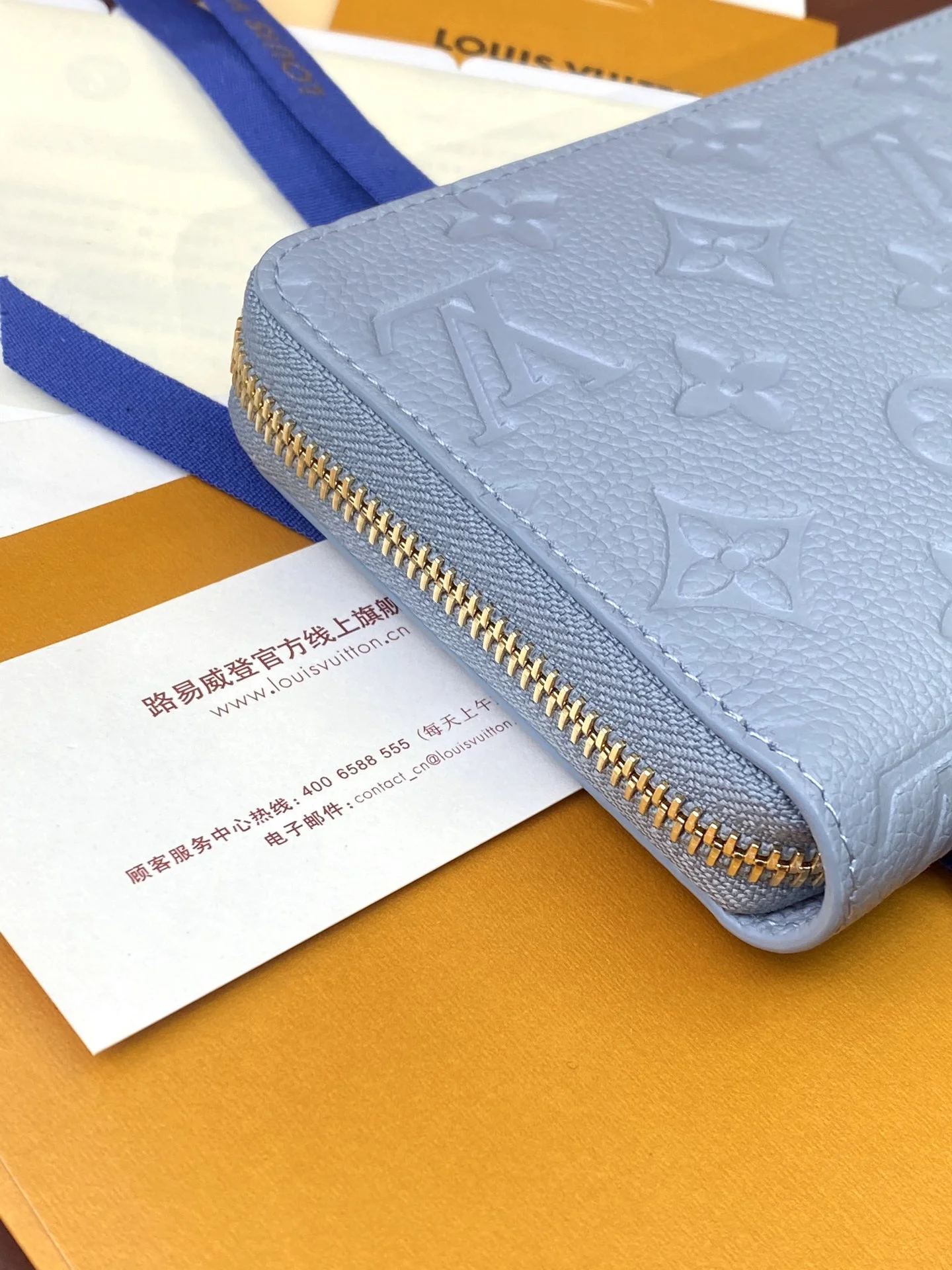 Breathable Louis Vuitton Wallets Purse 56190
