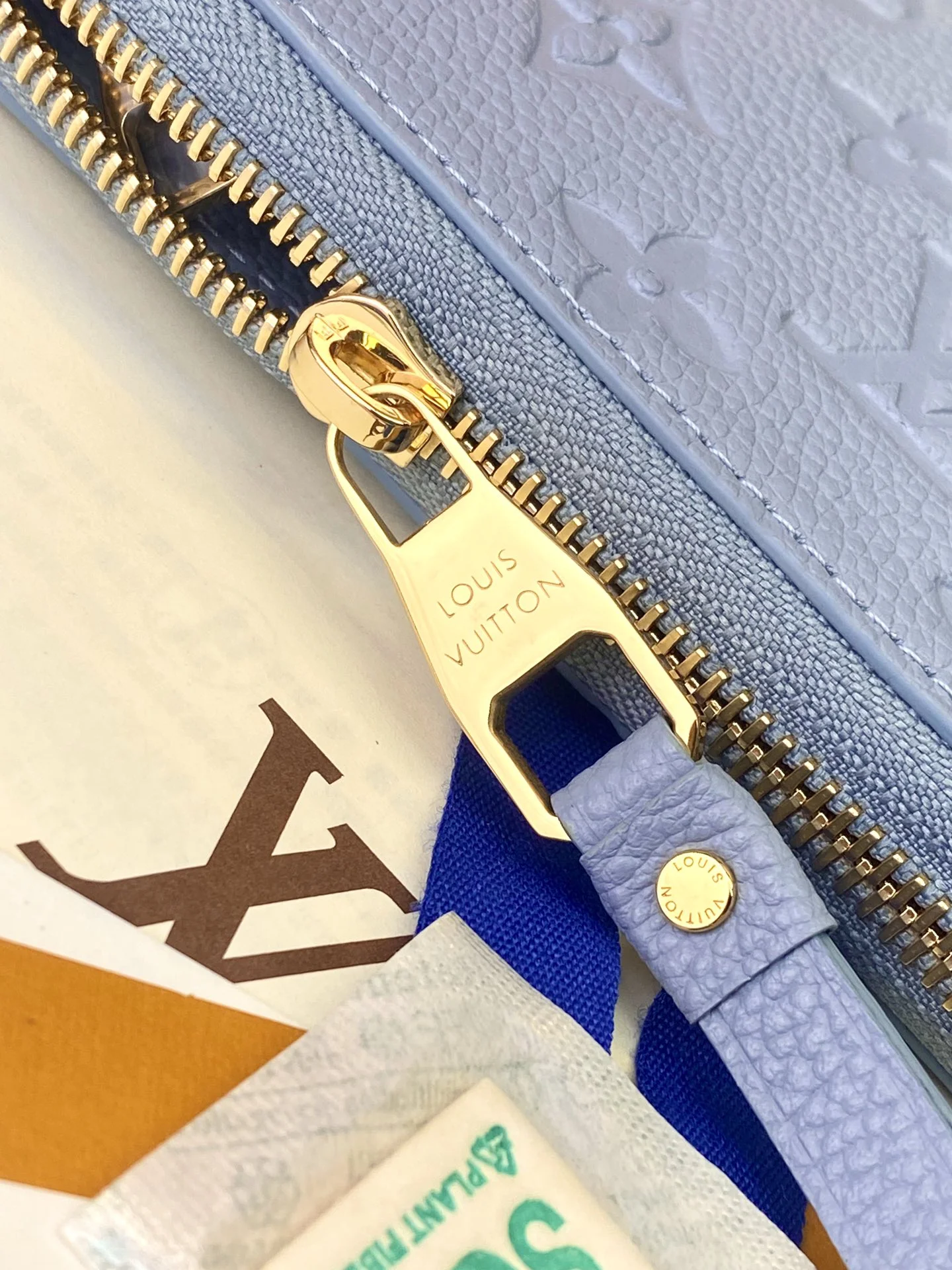 Breathable Louis Vuitton Wallets Purse 56190