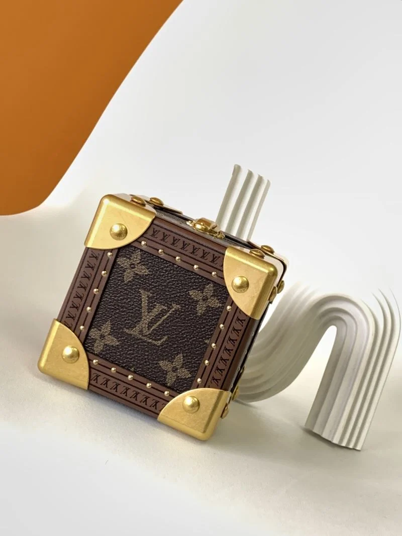 Trendsetting Louis Vuitton Watch Box 39296