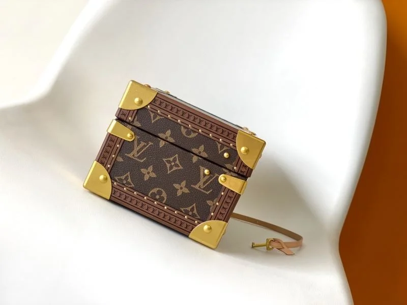 Breathable Louis Vuitton Watch Box 39313