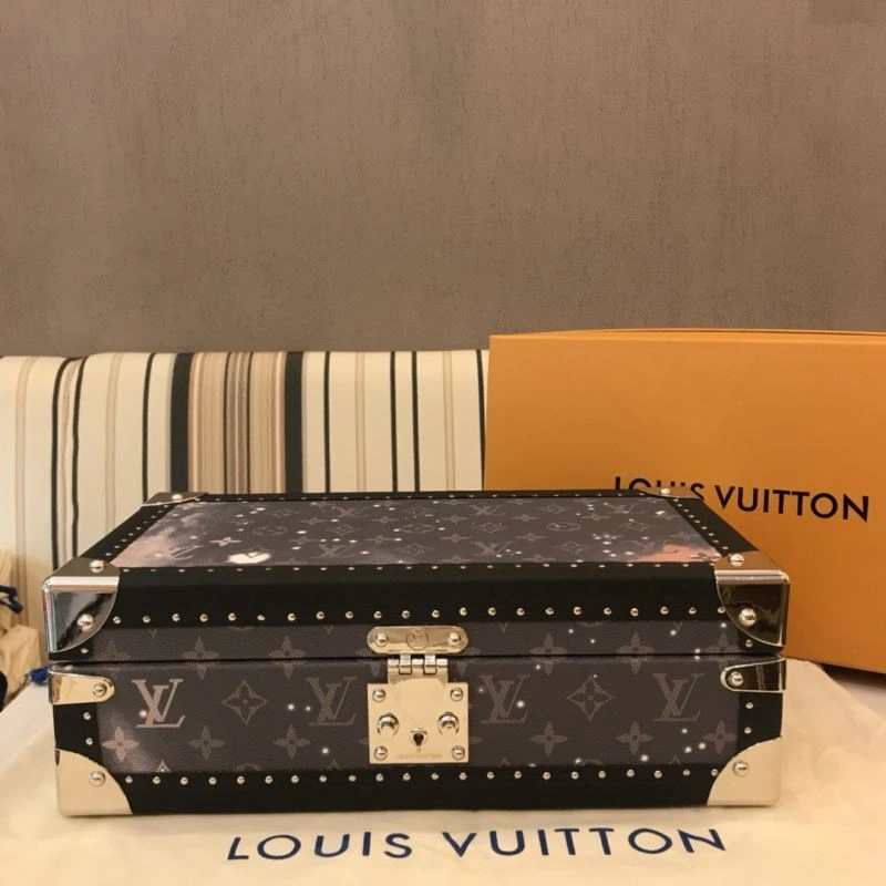 StreetReady Louis Vuitton Watches Boxes 276984