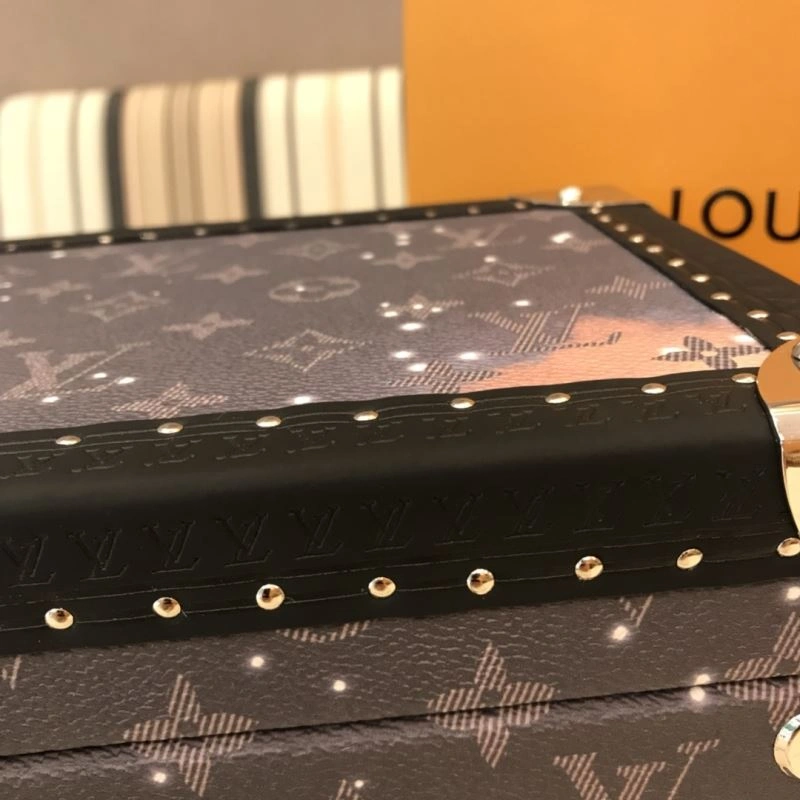 StreetReady Louis Vuitton Watches Boxes 276984