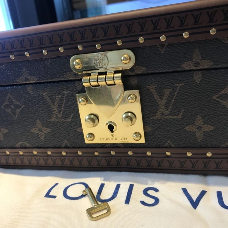 Louis Vuitton Watches Boxes Affordable 276993
