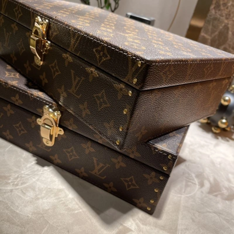 SunProtective Louis Vuitton Watches Boxes 276969