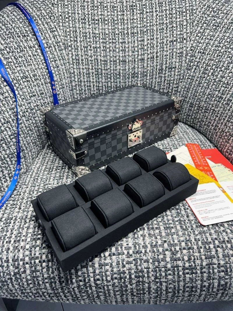 Louis Vuitton Watches Boxes Sleek 276945