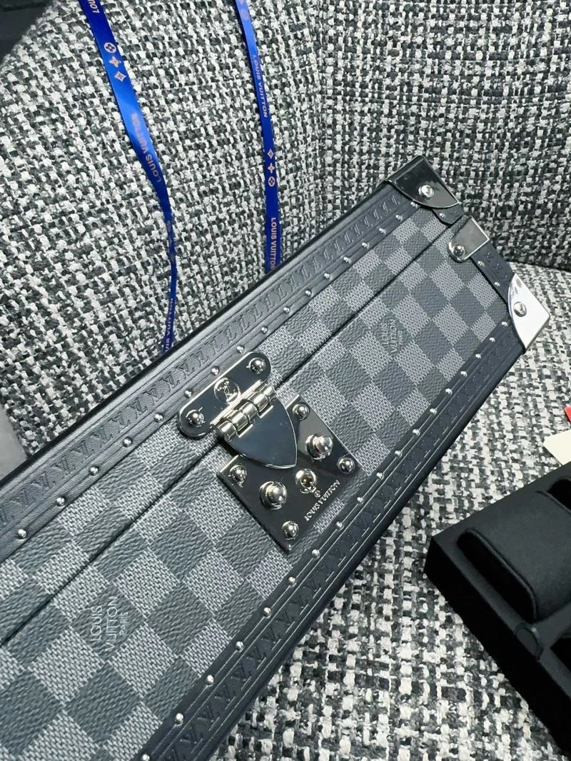 Louis Vuitton Watches Boxes Sleek 276945