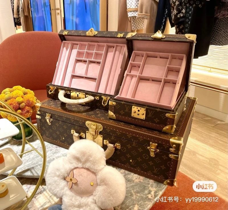 Durable Louis Vuitton Watches Boxes 276946