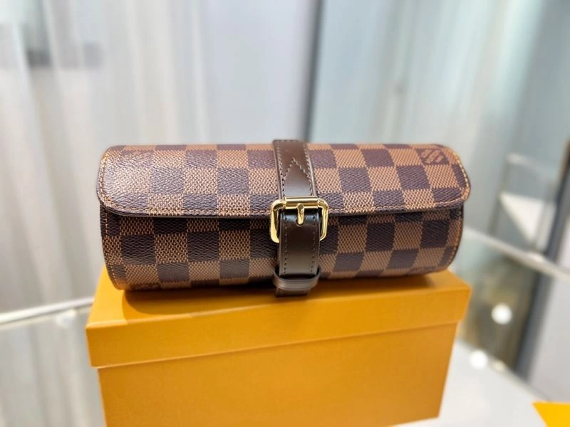 ZipUp Louis Vuitton Watches Boxes 276949