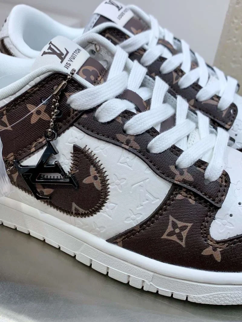 RelaxedFit Louis Vuitton x Nike Shoes 30344