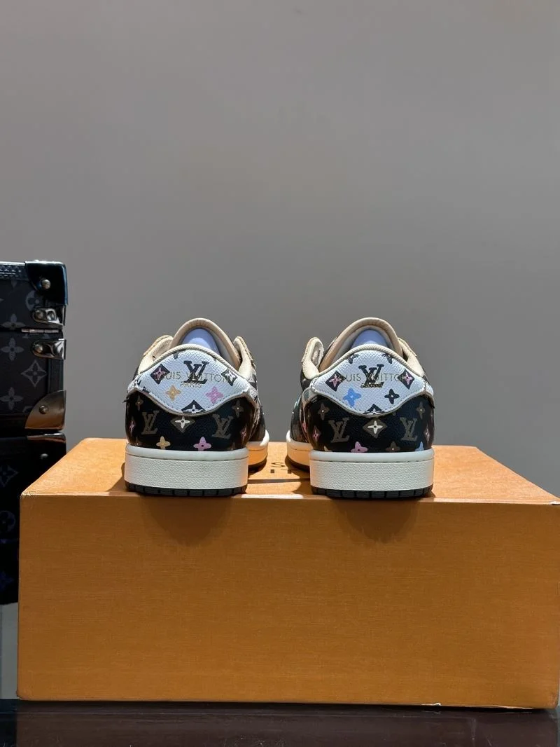TechFriendly Louis Vuitton x Nike Shoes 30319
