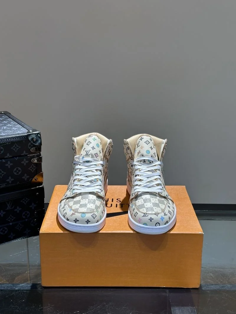 Louis Vuitton x Nike Shoes Sleek 30327