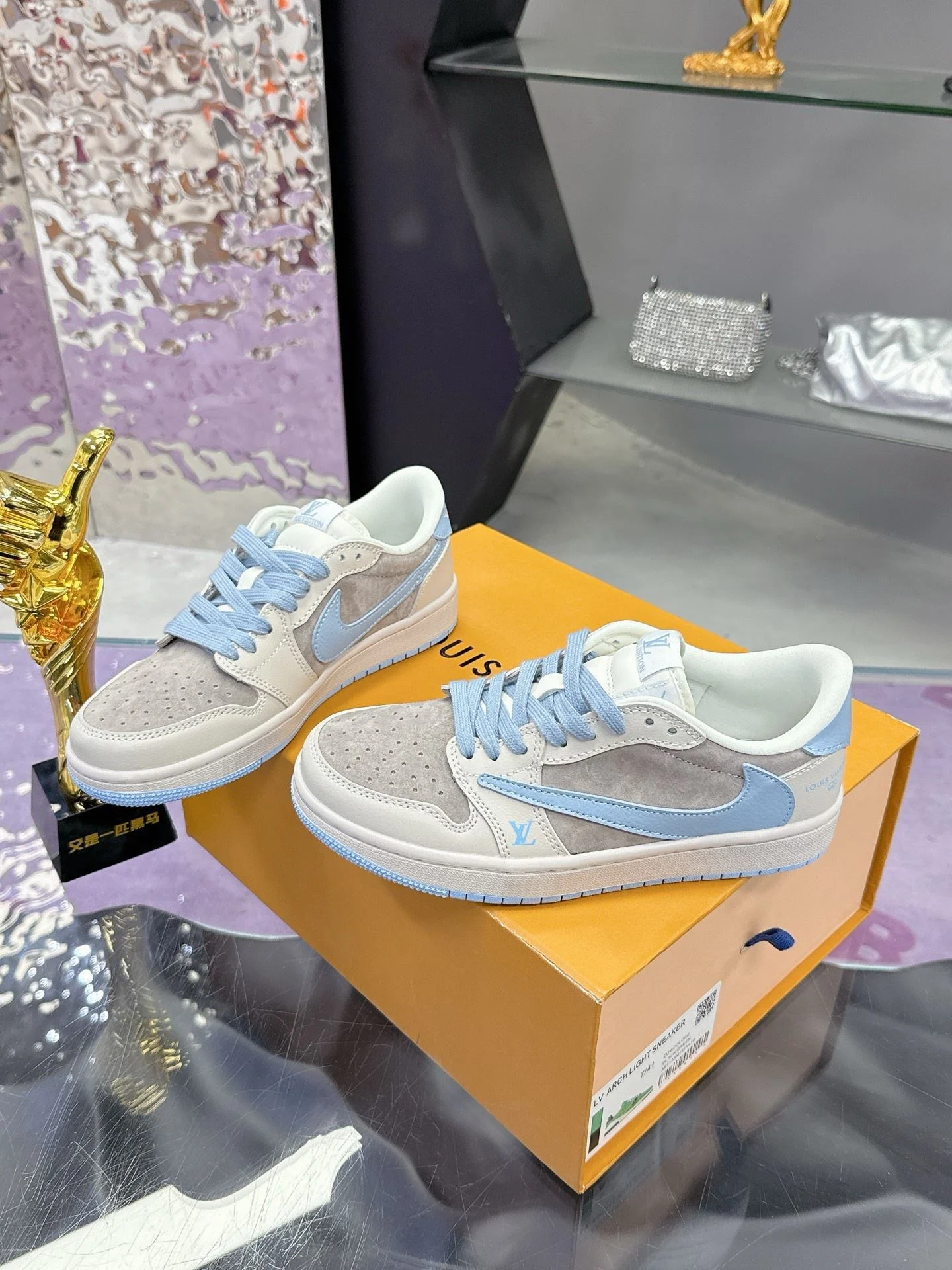 Louis Vuitton x Nike Shoes WrinkleFree 31366